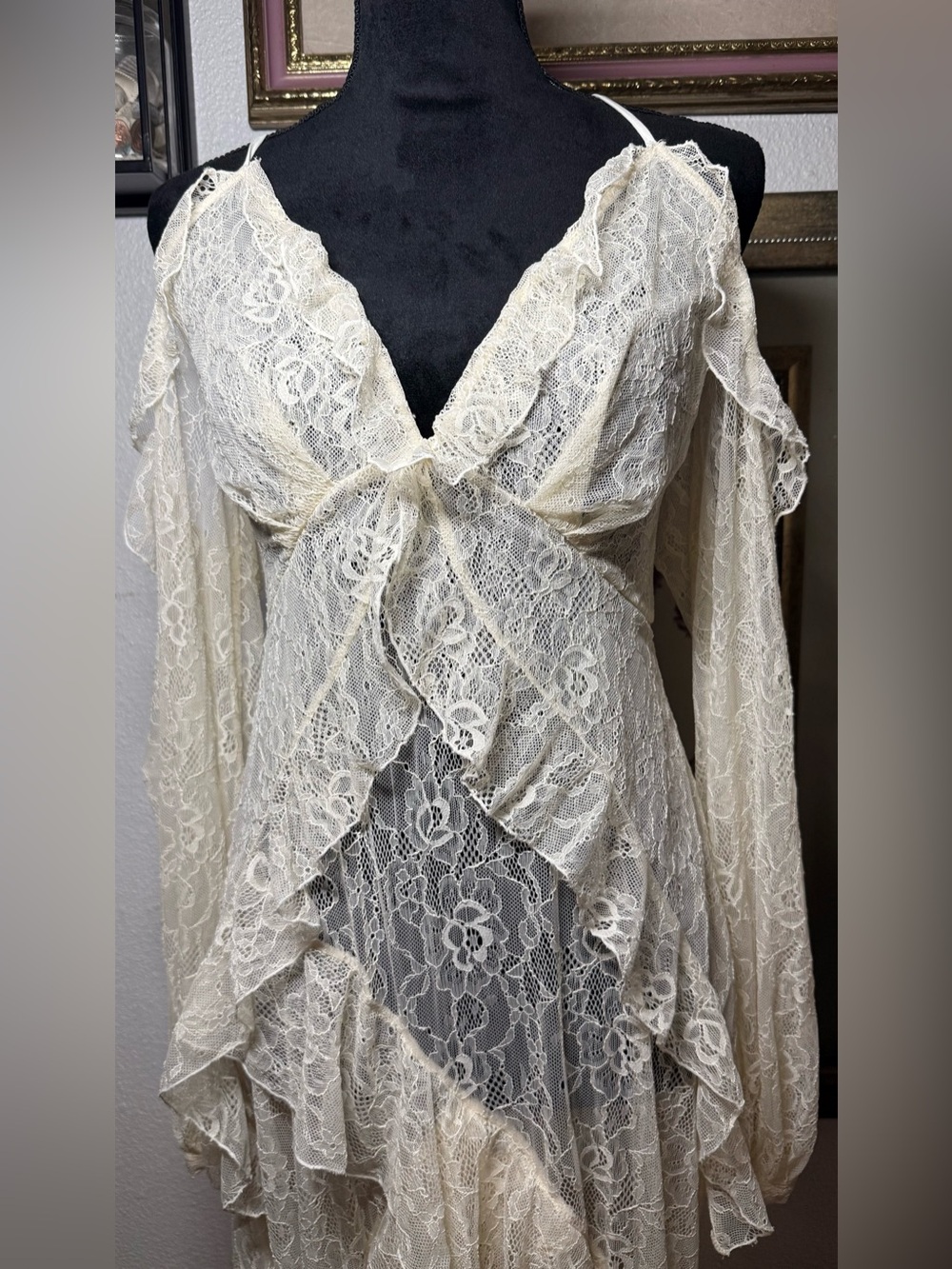 NWT Current Mood Dolls Kill Cream Sheer Lace Cascading Ruffle Maxi Dress •M•